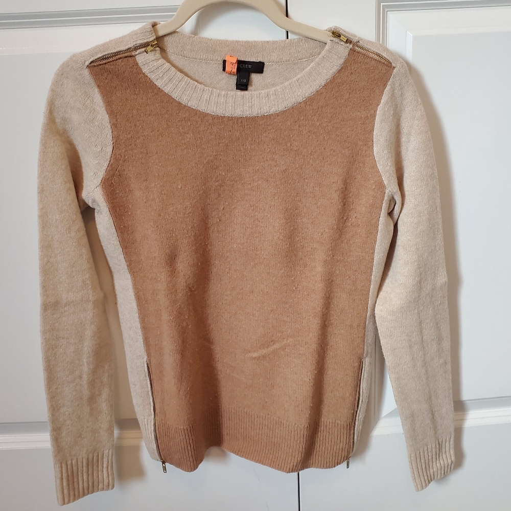 Jcrew 2 tone Camel & Cream Sweater in XXS